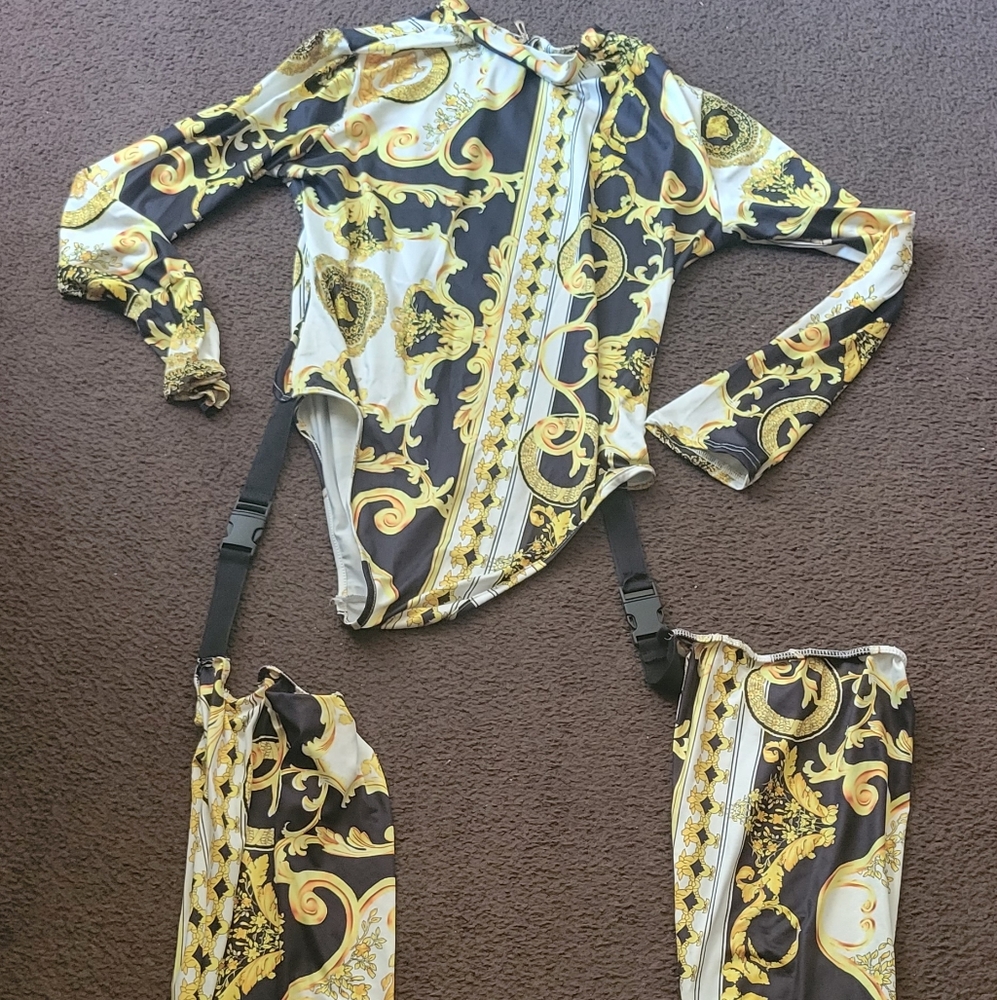 Deep V Neck Long Sleeve Gold Printed Hollow Out Bodycon Jumpsuit